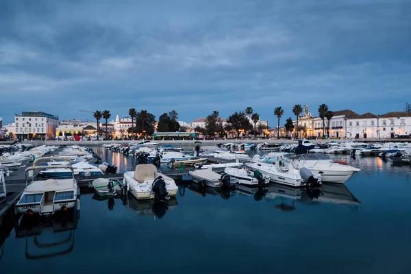 Faro - Portekiz, 1 Nisan, Old Town ve Faro Marina city, Portekiz gece 2018:View