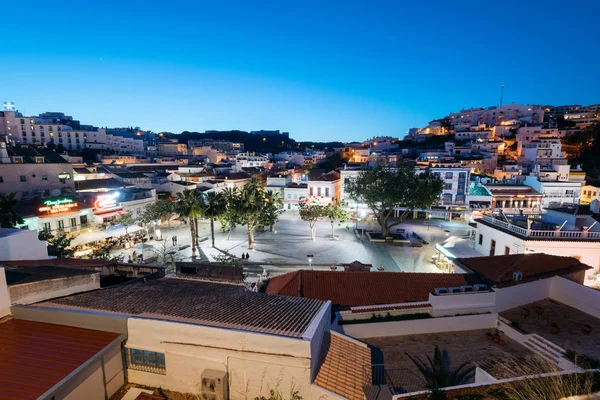 Albufeira Portugal Abril Panorâmica Vista Noturna Cidade Velha Albufeira Algarve — Fotografia de Stock