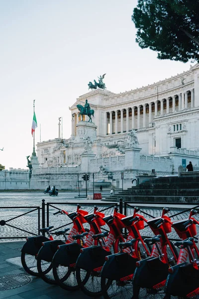 Rome Italy Dec 2019 Electric Rental Bike Jump Front Vittorio — стоковое фото