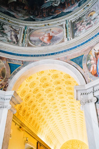 Rom Italien Jan 2020 Vacker Takkonst Vatikanmuseumet Rom — Stockfoto