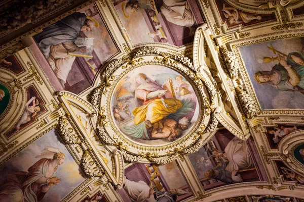 意大利罗马 2020年1月3日 罗马梵蒂冈博物馆美丽的天花板艺术 — 图库照片