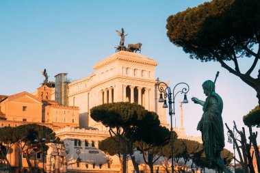 Roma, İtalya - 2 Ocak 2020: Vittorio Emanuele II, Roma İtalya. 