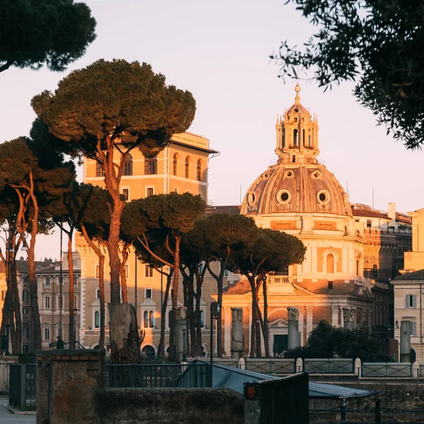 Roma Talya Ocak 2020 Trajan Forumu Santa Maria Loreto Kilisesi — Stok fotoğraf