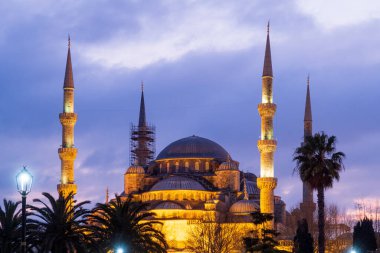 İstanbul, Türkiye - 9 Ocak 2020: Sultanahmet İlçesi ve İstanbul 'daki Mavi Cami