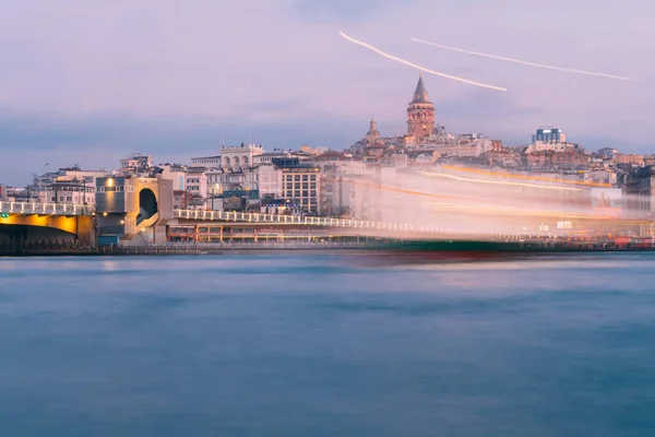 Κωνσταντινούπολη Τουρκία Ιανουαρίου 2020 Πύργος Γαλατά Ferry Boat Στο Golden — Φωτογραφία Αρχείου