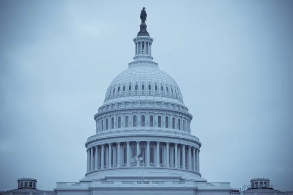 Yhdysvaltain Capitol Building — kuvapankkivalokuva