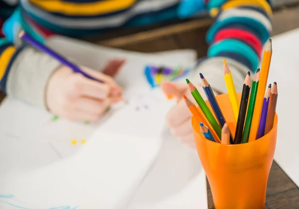 Boy drawing pencils — Stock Photo, Image