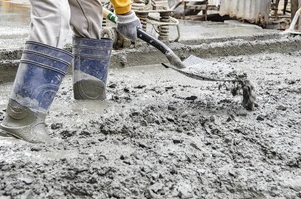 Man Cementing Road — Stock Photo, Image