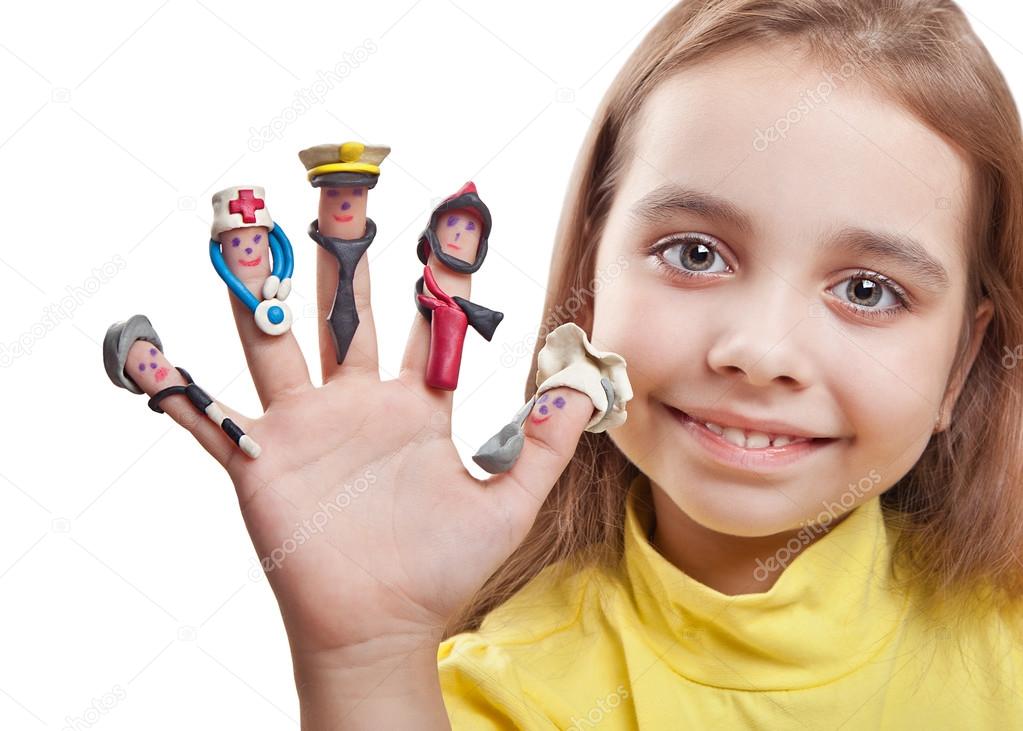 Men drawn on the fingers with clay accessories. 