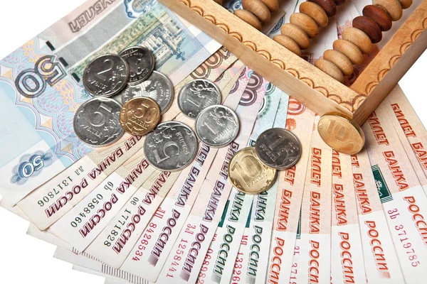 Ruské peníze s dřevěné počítadlo — Stock fotografie