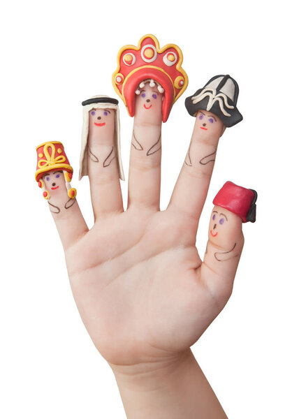 Men on your toes in the clay headdresses of the peoples of the World