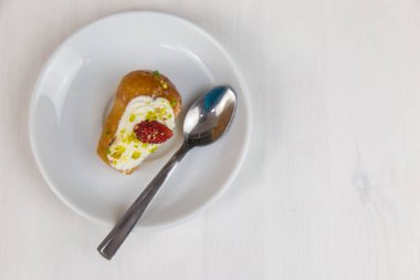 Sicilya pasta Beyaz dairesel düz