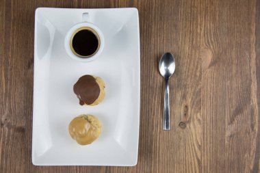 Sicilya pasta Beyaz dairesel düz