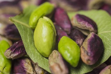 Bronte, yeşil taze fıstık