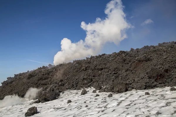 Kitörés a vulkán-Etna, Szicília — Stock Fotó