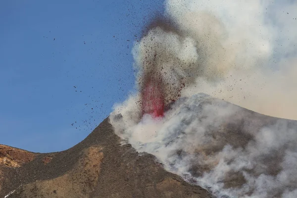 Flusso Lava Sul Vulcano Etna Sicilia Italia — Foto Stock