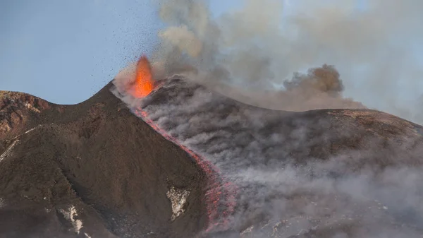 Ausbruch des Vulkans Ätna in Sizilien — Stockfoto