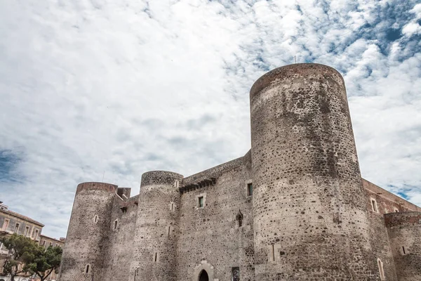 Castello Ursino (Medvědí hrad), také známý jako Castello Svevo di C — Stock fotografie
