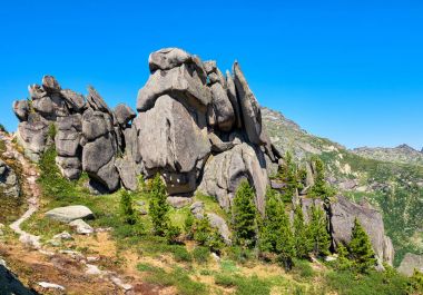 Kaya şirin formları