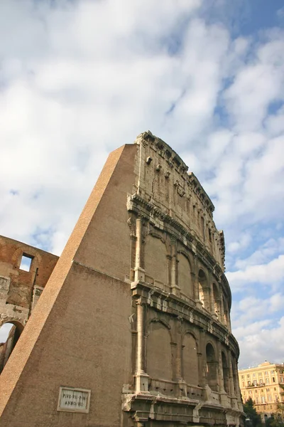 Détail de colosseum à rome — Photo