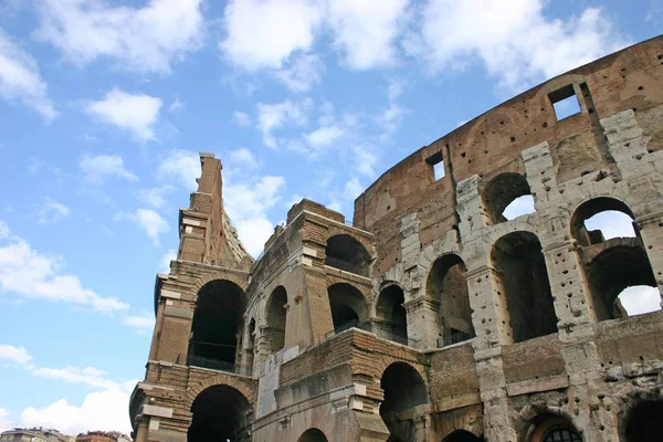 Detalhe de colosseum em roma — Fotografia de Stock