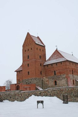 kış zamanında Trakai kale