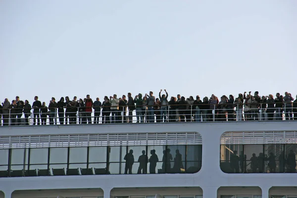 Venedig verbietet große Kreuzfahrtschiffe — Stockfoto