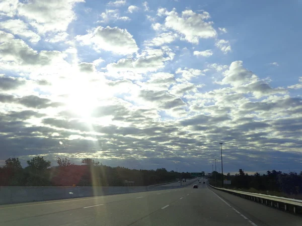 gökyüzündeki bulutlar