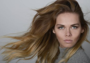 güzel bir kadın Studio