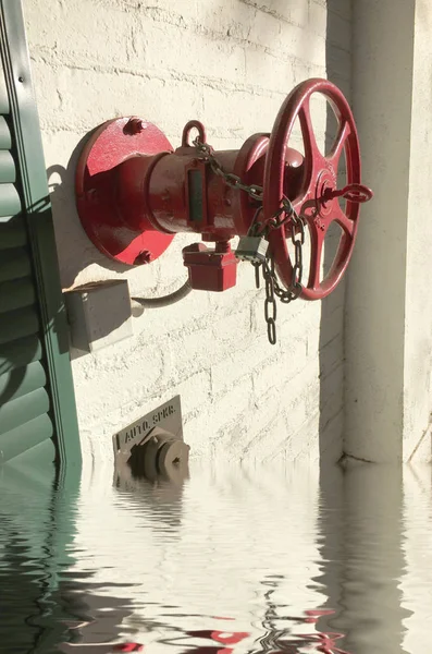 Imagem de uma válvula de controle de inundação — Fotografia de Stock