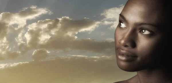 肌触りアフロ アメリカンの女性 — ストック写真