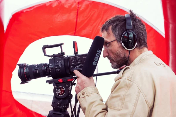 Kameraman Střelba na ulici — Stock fotografie