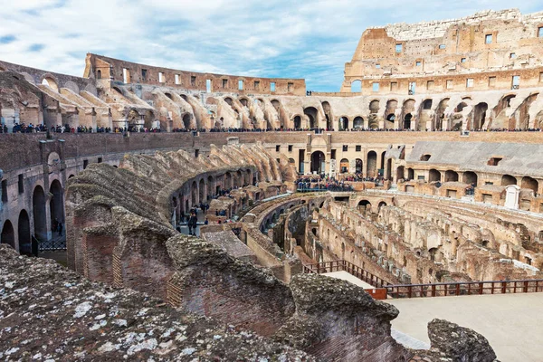 Interior do Coliseu em Roma — Fotografia de Stock