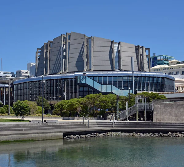 Vertikaler Panoramablick auf das Rathaus von Wellington. — Stockfoto