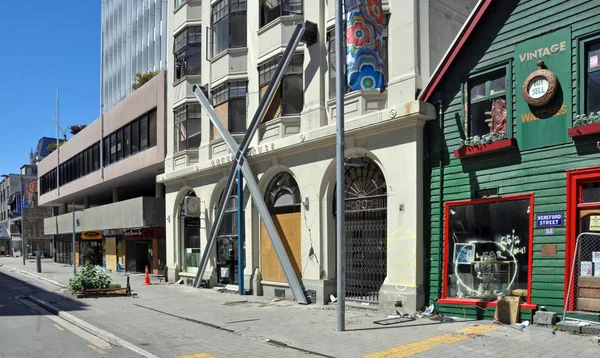 Gough House Braced after Devastating Christchurch earthquake — Stock Photo, Image