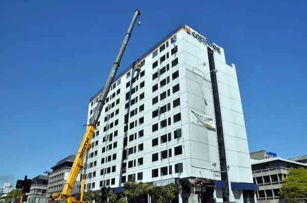 La demolición del hotel Copthorne comienza después del devastador 20 de febrero —  Fotos de Stock