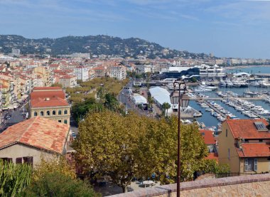 Cannes şehir ve Marina, Fransa görünümünü