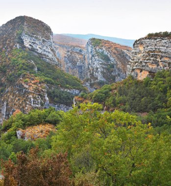 Gorges du Verdon Vadisi ve kaya oluşumları Fransa