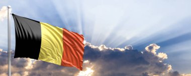 Belçika bayrağı mavi gökyüzü. 3D çizim