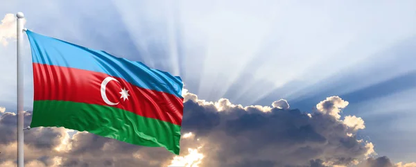 De vlag van Azerbeidzjan op blauwe hemel. 3D illustratie — Stockfoto