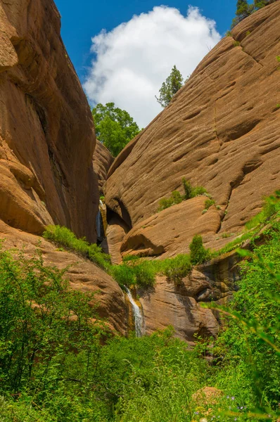 Mountains and rocks — Stock Photo, Image