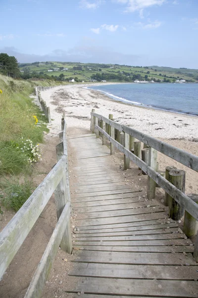 Praia; Cushendun; Condado de Antrim — Fotografia de Stock