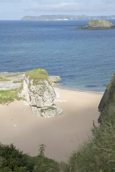 Ballintoy Harbour Beach ; Comté d'Antrim — Photo