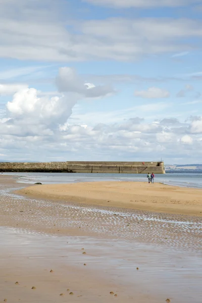 Playa en St Andrews; Escocia, Gran Bretaña — Foto de Stock