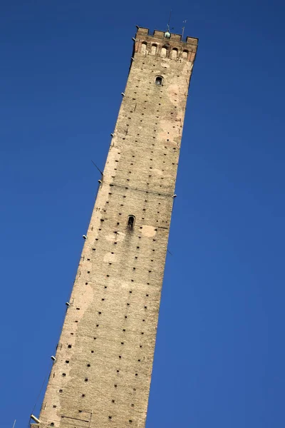 Asinellitornet i Bologna — Stockfoto