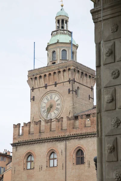 Torre do Relógio, Prefeitura, Bolonha — Fotografia de Stock