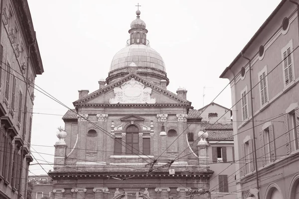 Iglesia Chiesa Madonna Voto, Módena, Italia —  Fotos de Stock