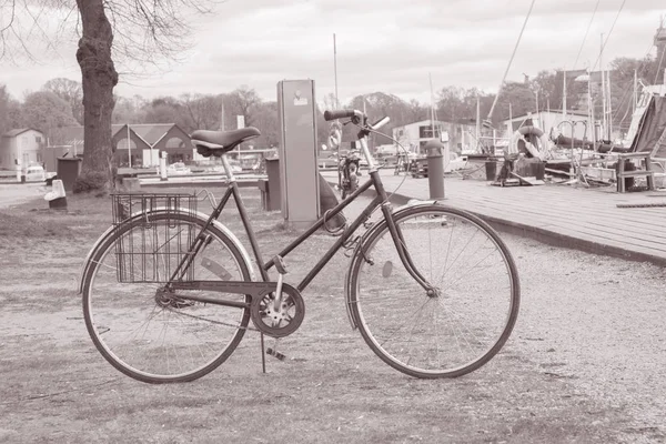 Bicicleta en Skeppsholmen Island; Estocolmo —  Fotos de Stock