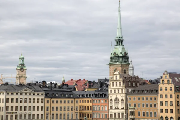 Église allemande et façades de bâtiments, vieille ville ; Stockholm — Photo