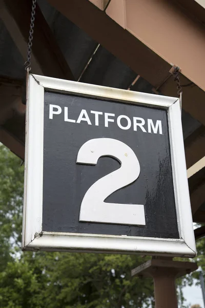 Railway station platform teken — Stockfoto